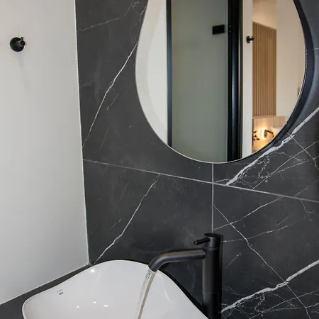 Chrysa شقة خانيا